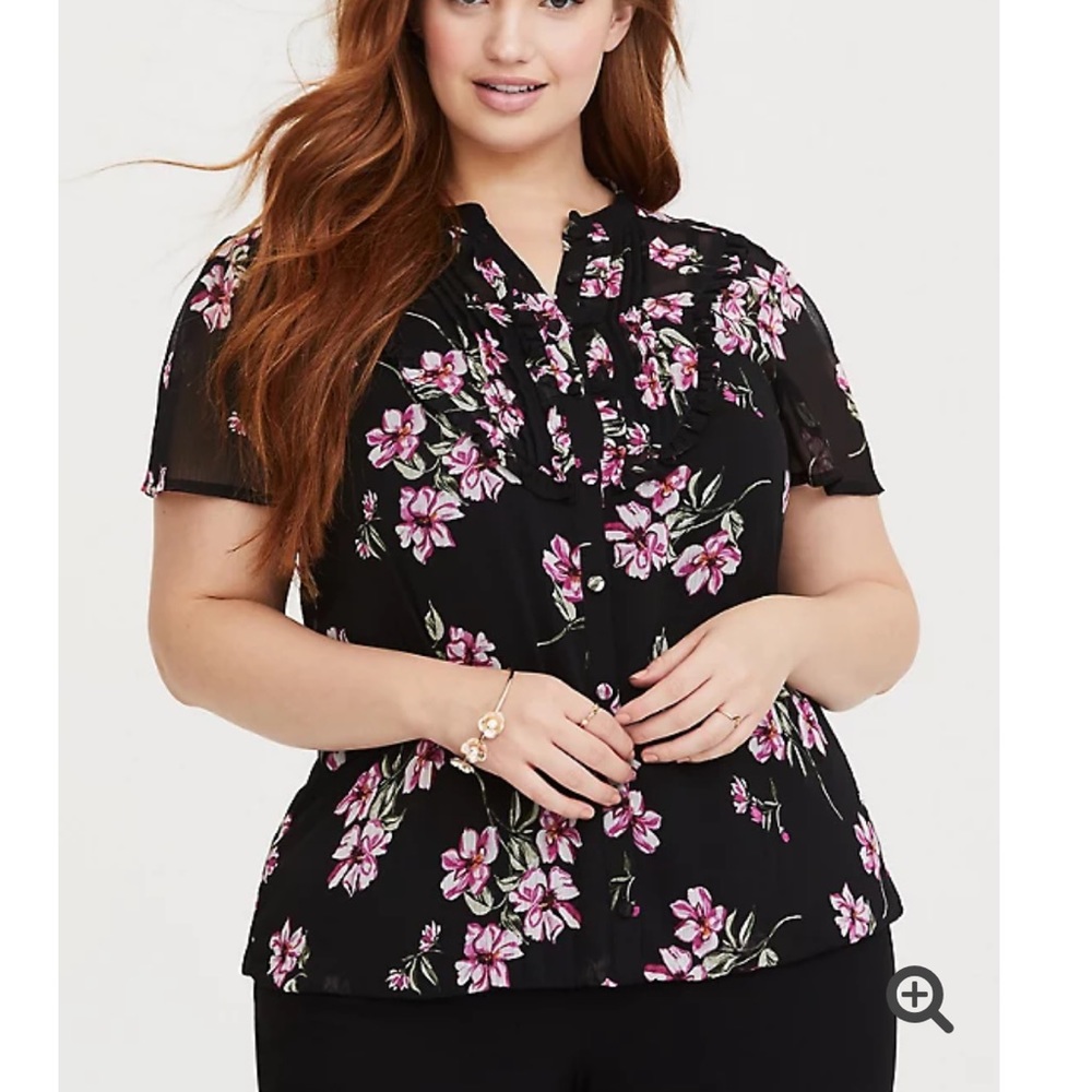 Torrid floral blouse - Picture 1 of 5